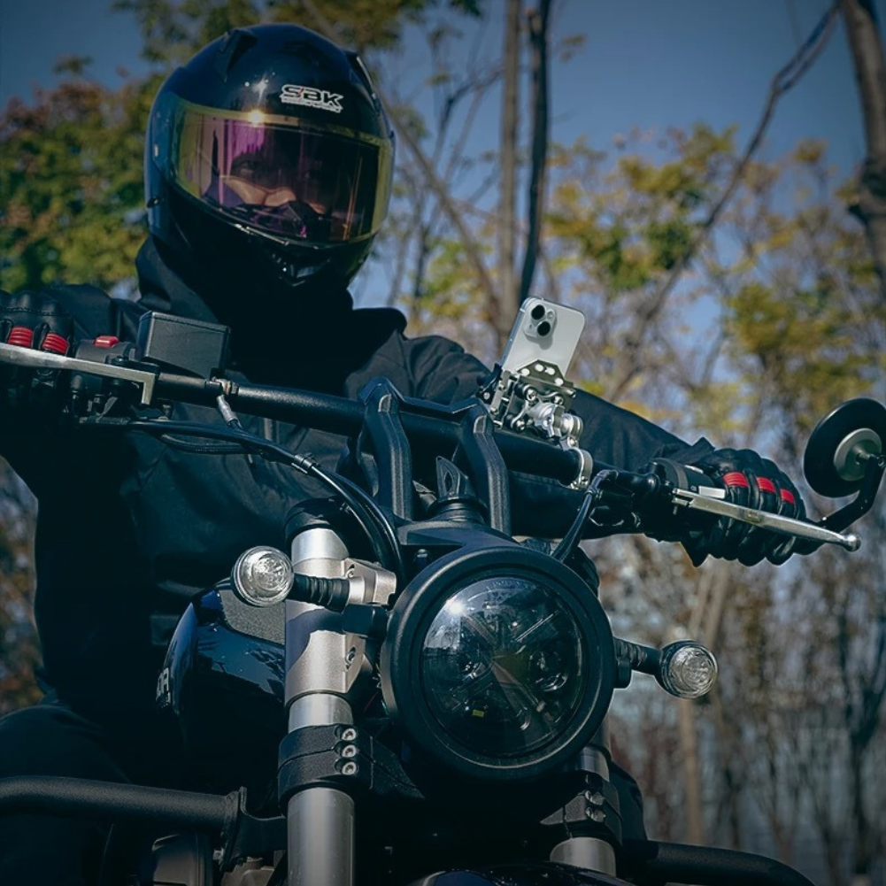 Support Telephone Moto sur route
